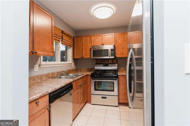1196 Ashborough Drive Marietta - Photo 18