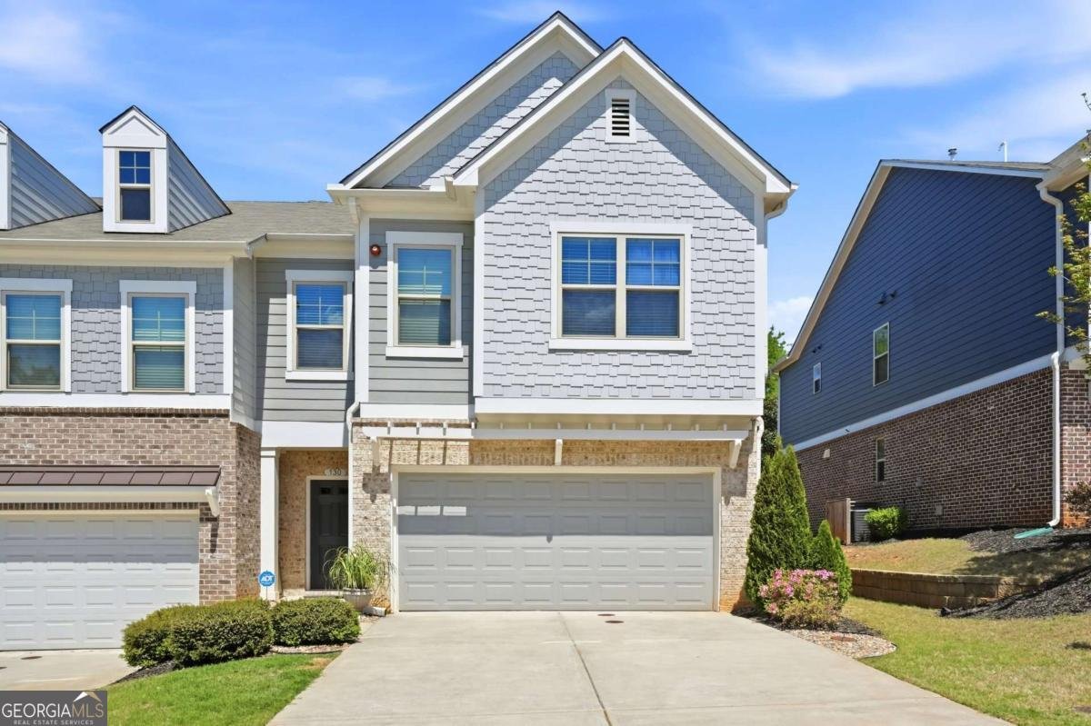 130 Maple Creek Way Woodstock - Photo 1