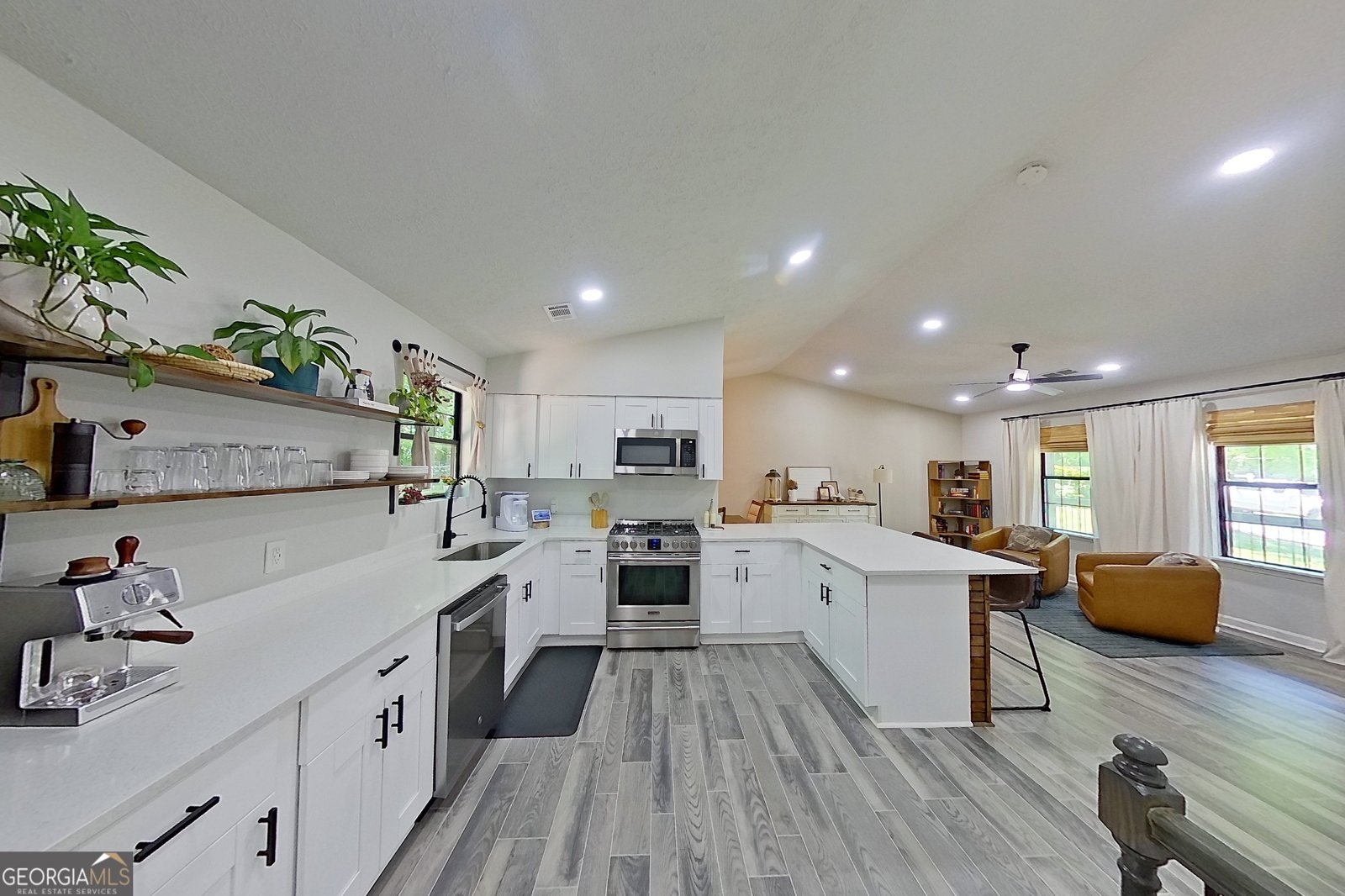 5438 Martins Crossing Road Stone Mountain - Photo 10