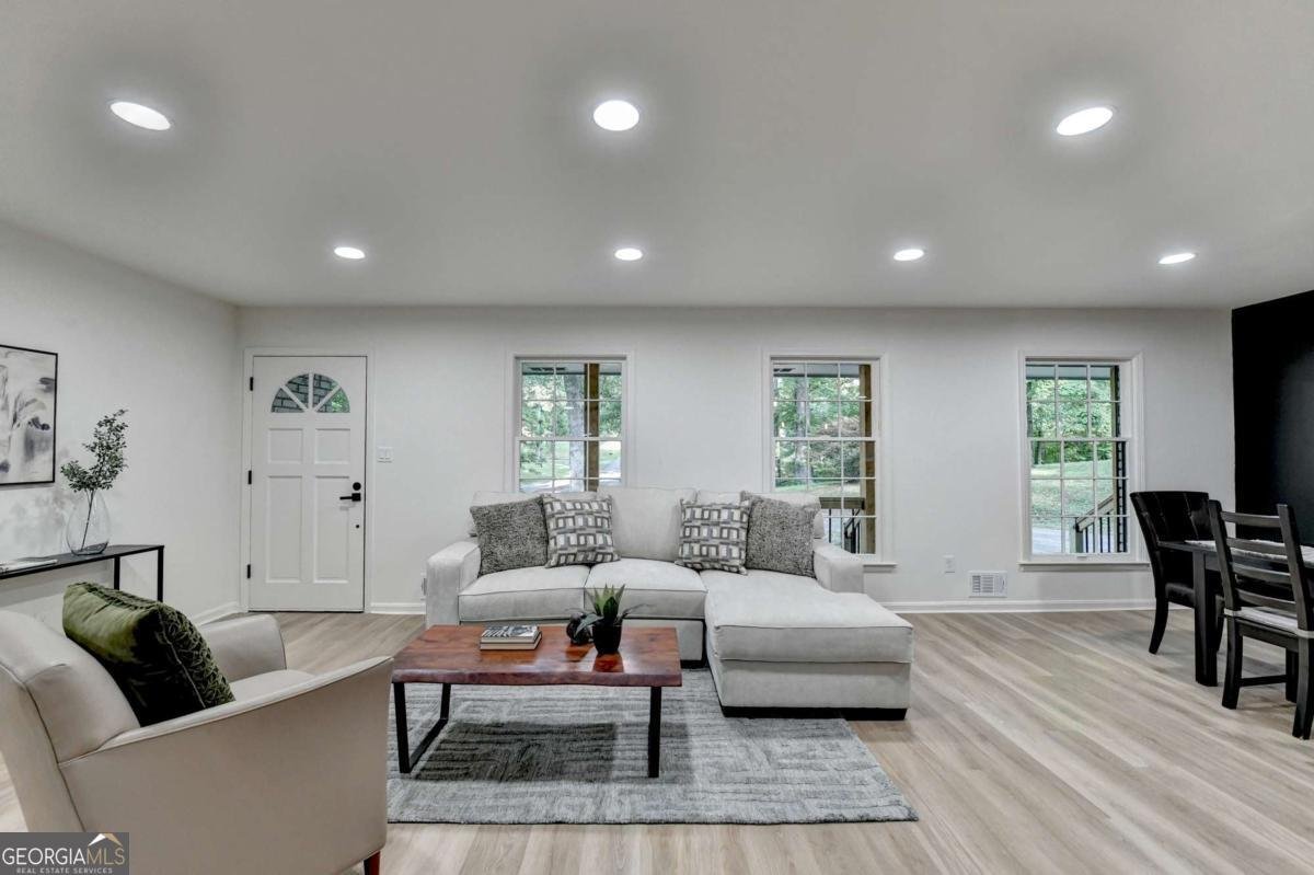 1300 Lavista Drive Mableton - Photo 6