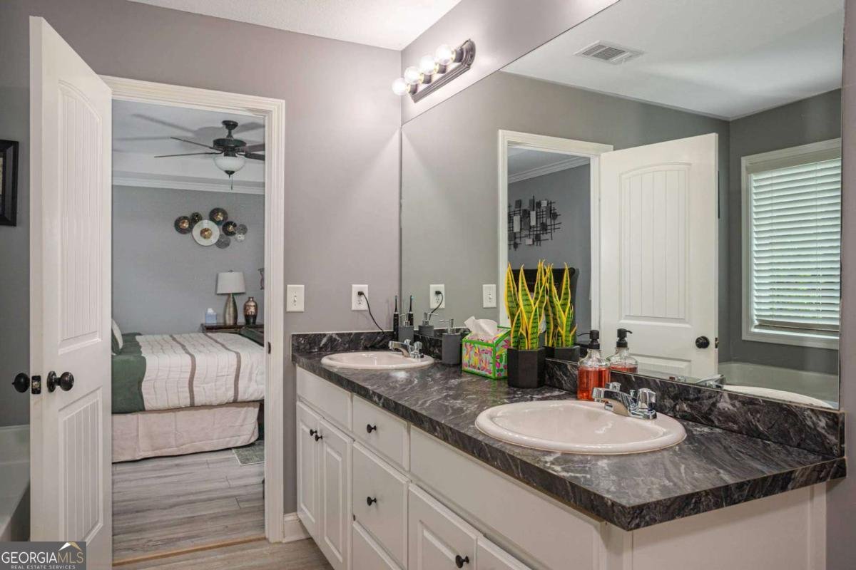 236 Camp Court Bethlehem - Photo 35