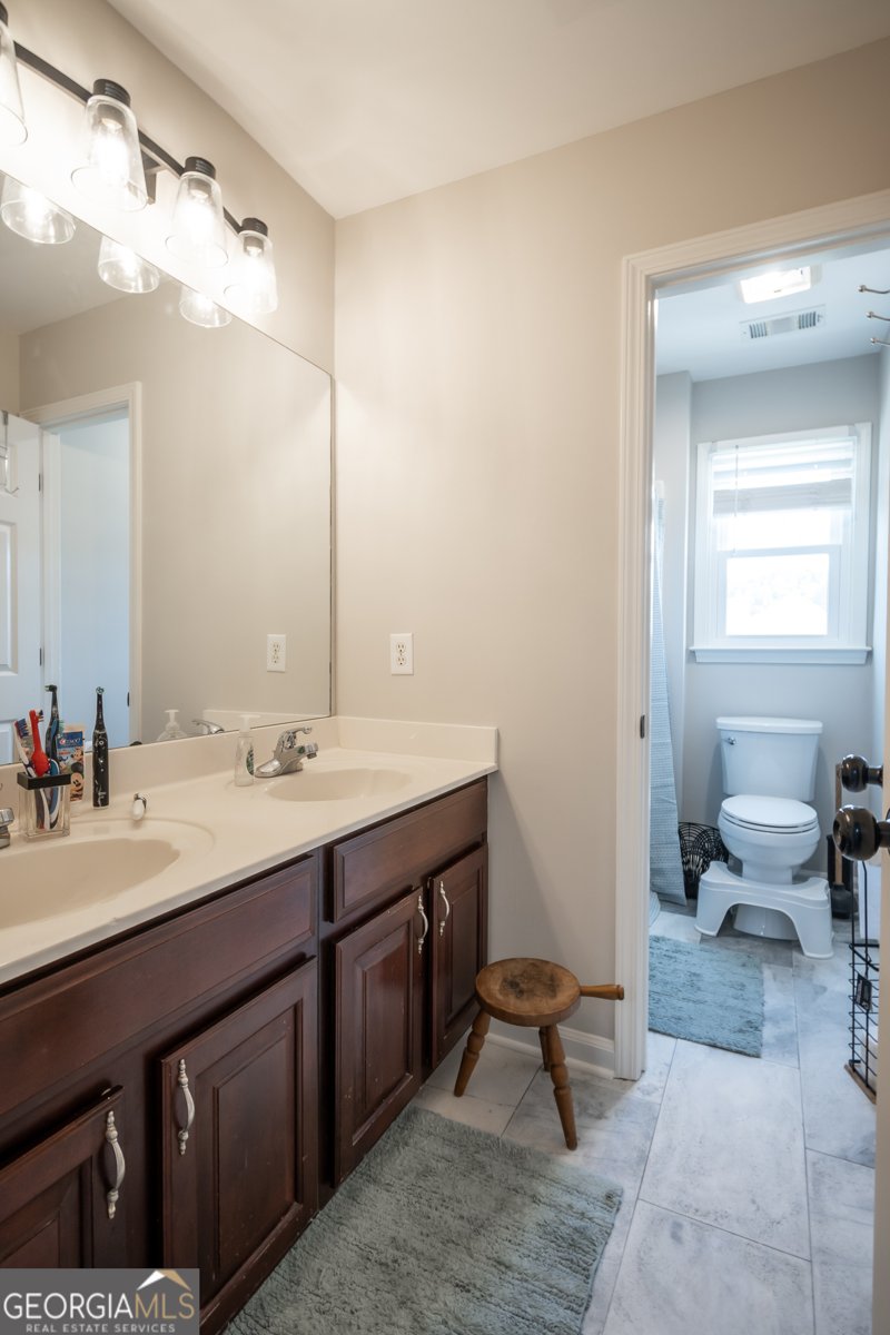 768 Appian Way Statham - Photo 27