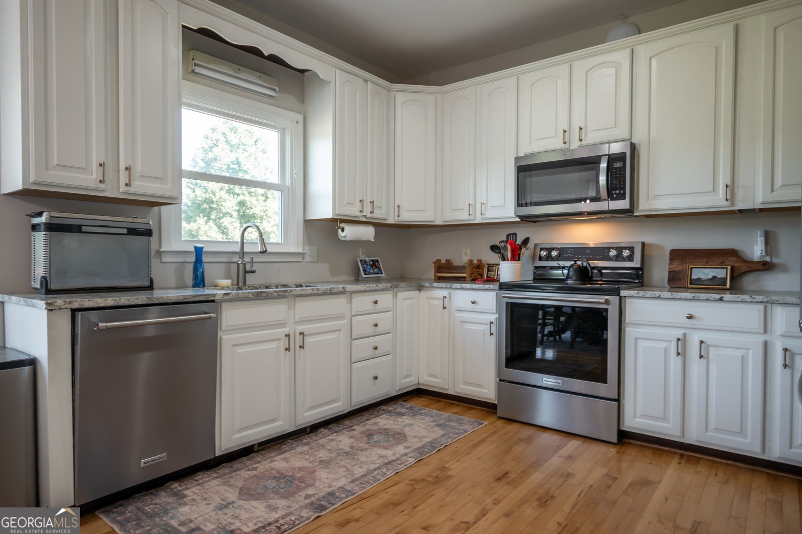 768 Appian Way Statham - Photo 8