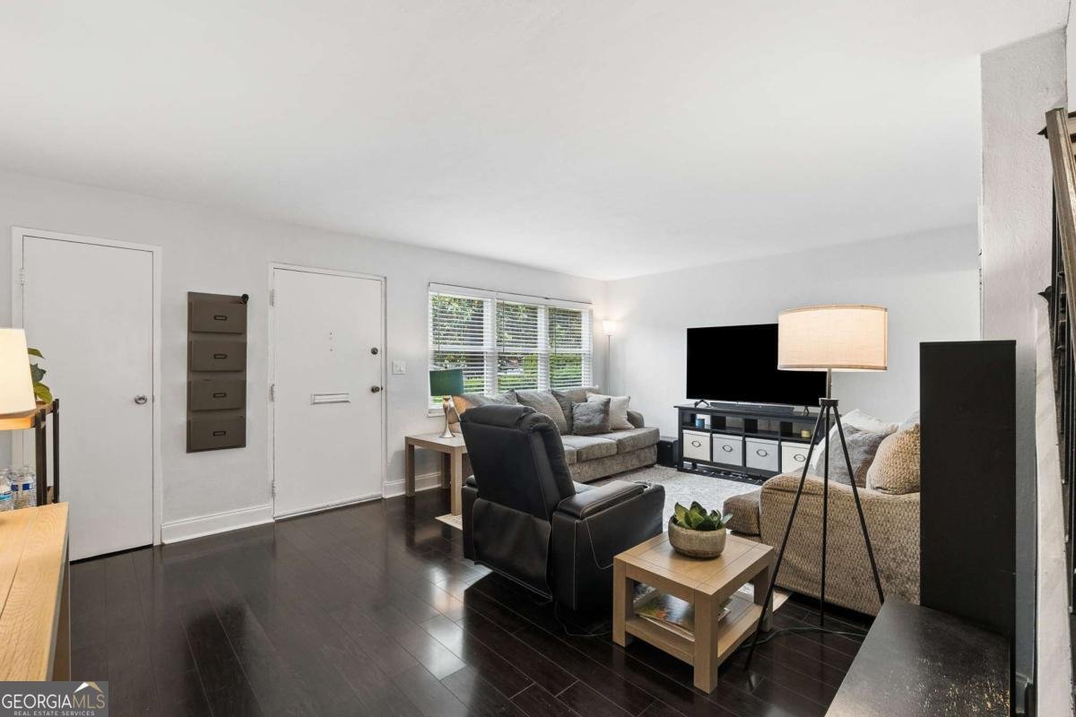 271 Lakemoore Drive Atlanta - Photo 9