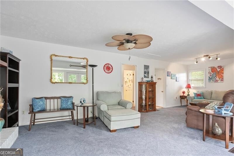 6381 Lakeview Drive Buford - Photo 10