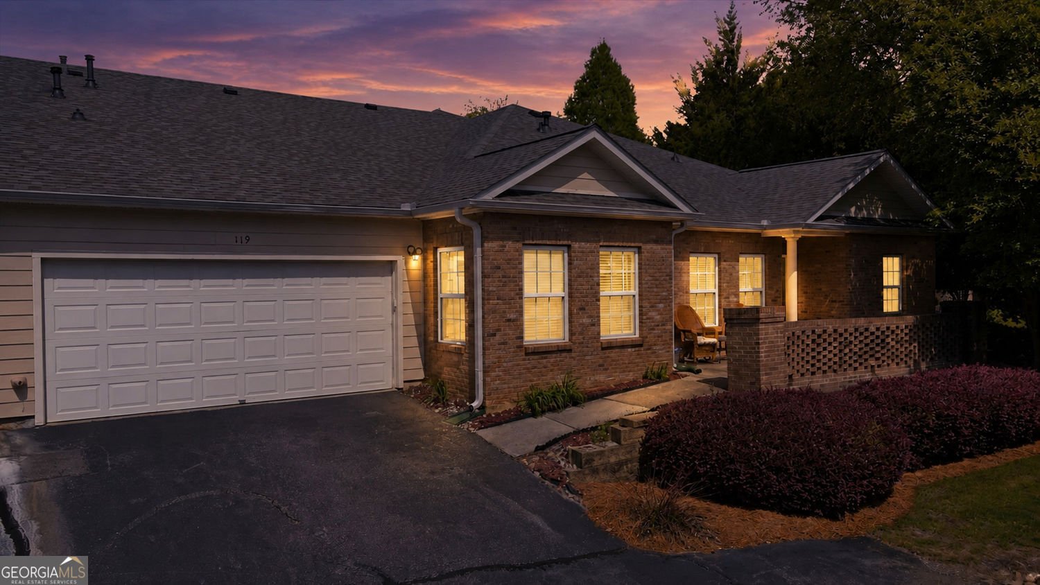119 Villa Park Circle Stone Mountain - Photo 1