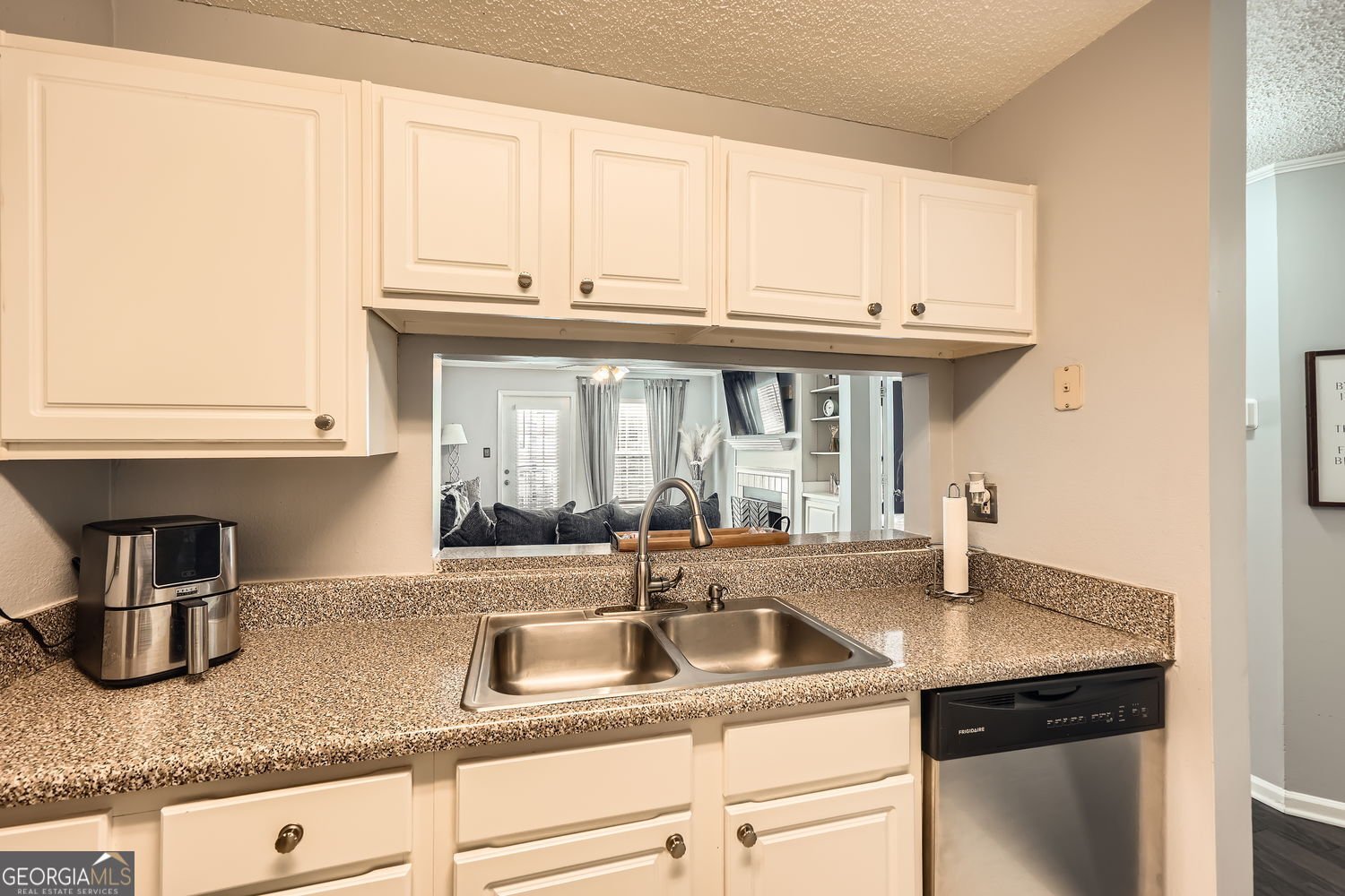 3655 Habersham Road Atlanta - Photo 9