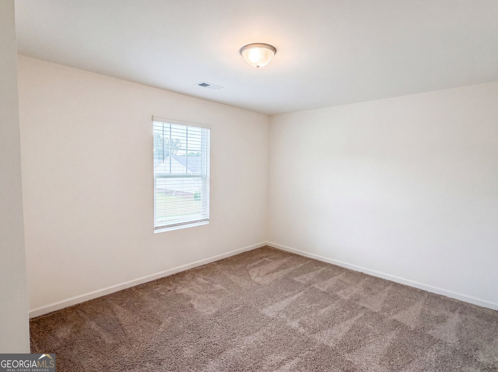 15 Regal Lane Covington - Photo 12