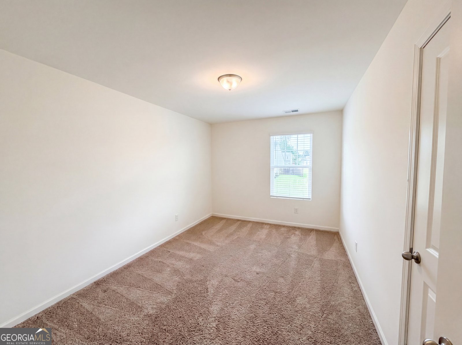 15 Regal Lane Covington - Photo 13