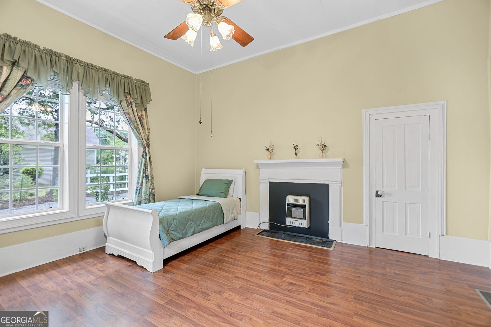 18256 Main Street Woodbury - Photo 17