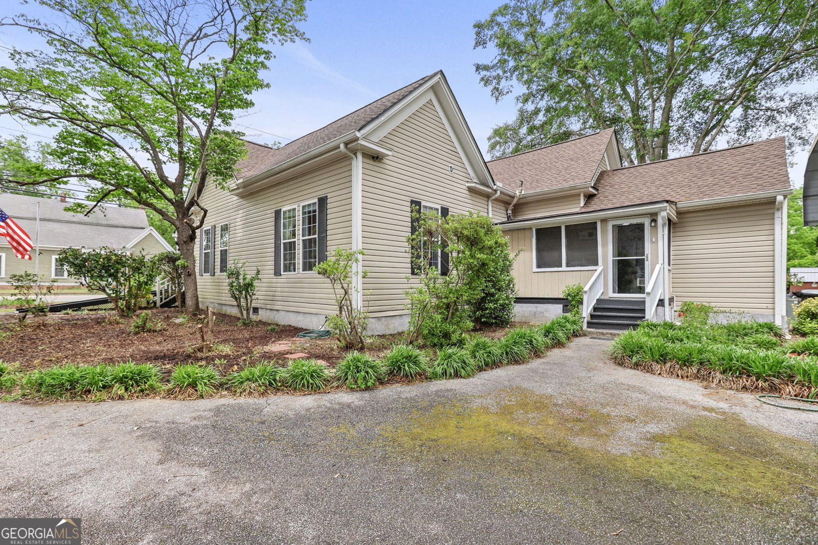 18256 Main Street Woodbury - Photo 32