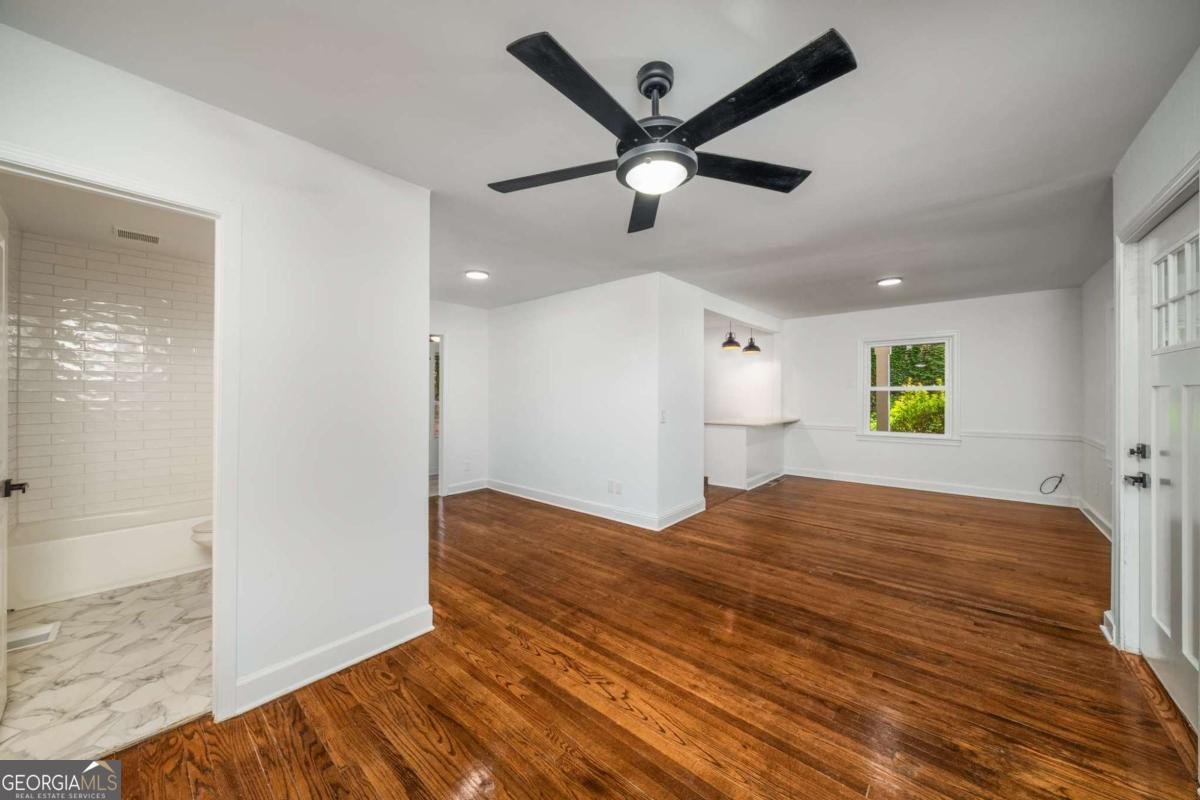 1774 Laurelwood Drive Atlanta - Photo 9