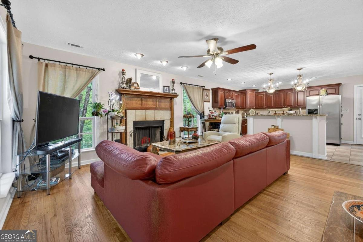 2298 Holly Court Cumming - Photo 15