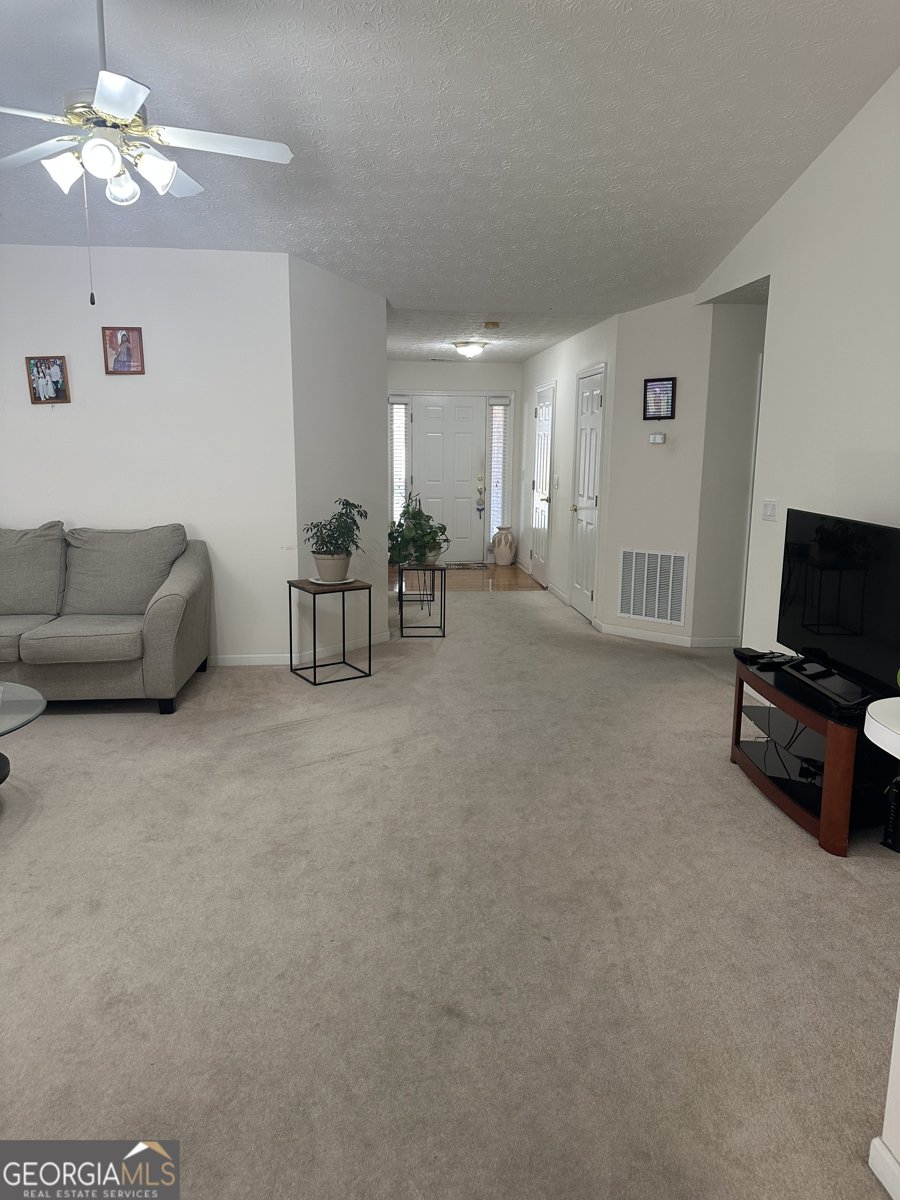 742 Jacoby Drive Loganville - Photo 7