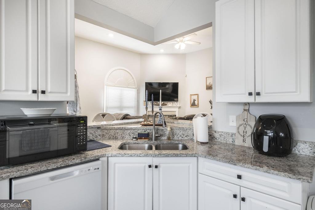 306 Ashville Court Macon - Photo 13