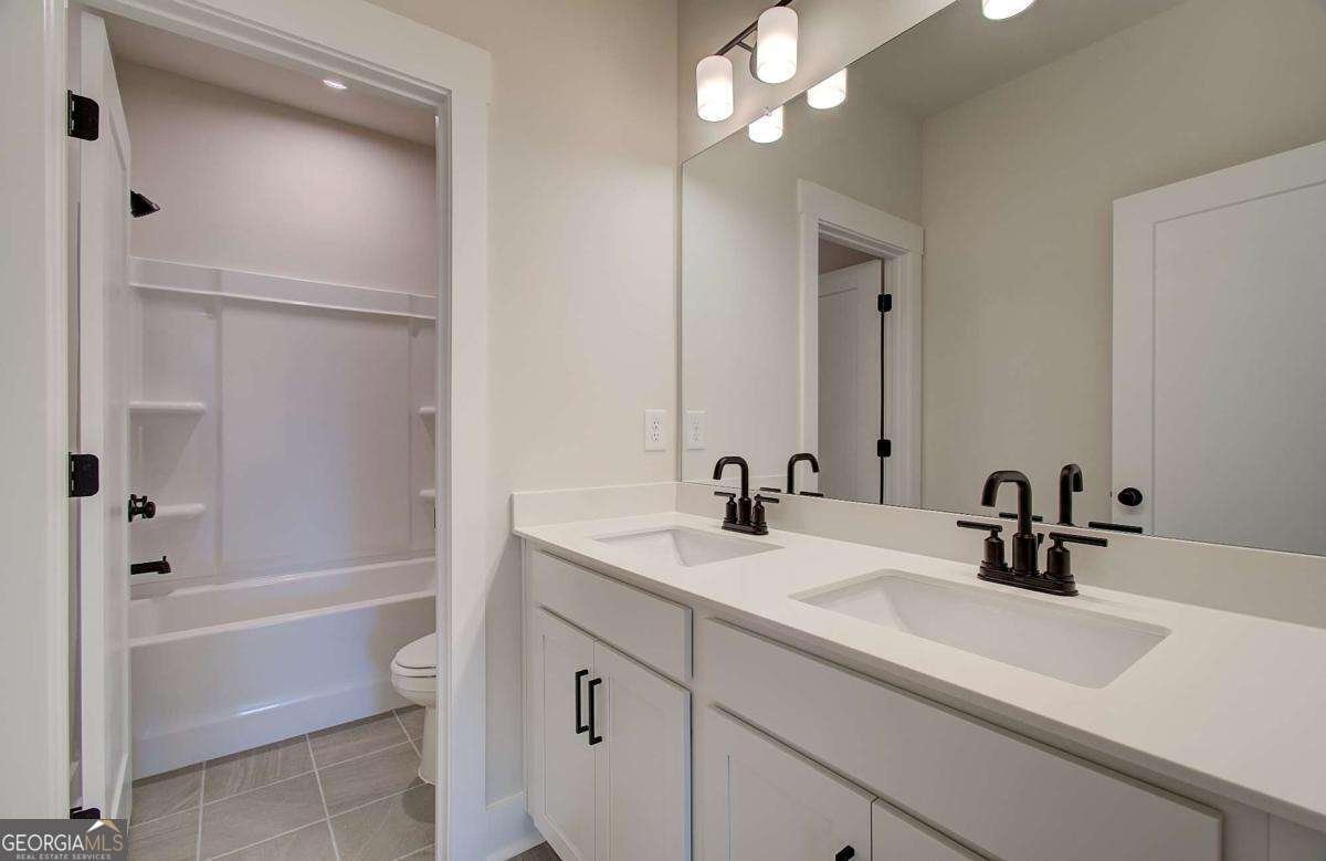 4082 Adler Circle Buford - Photo 34