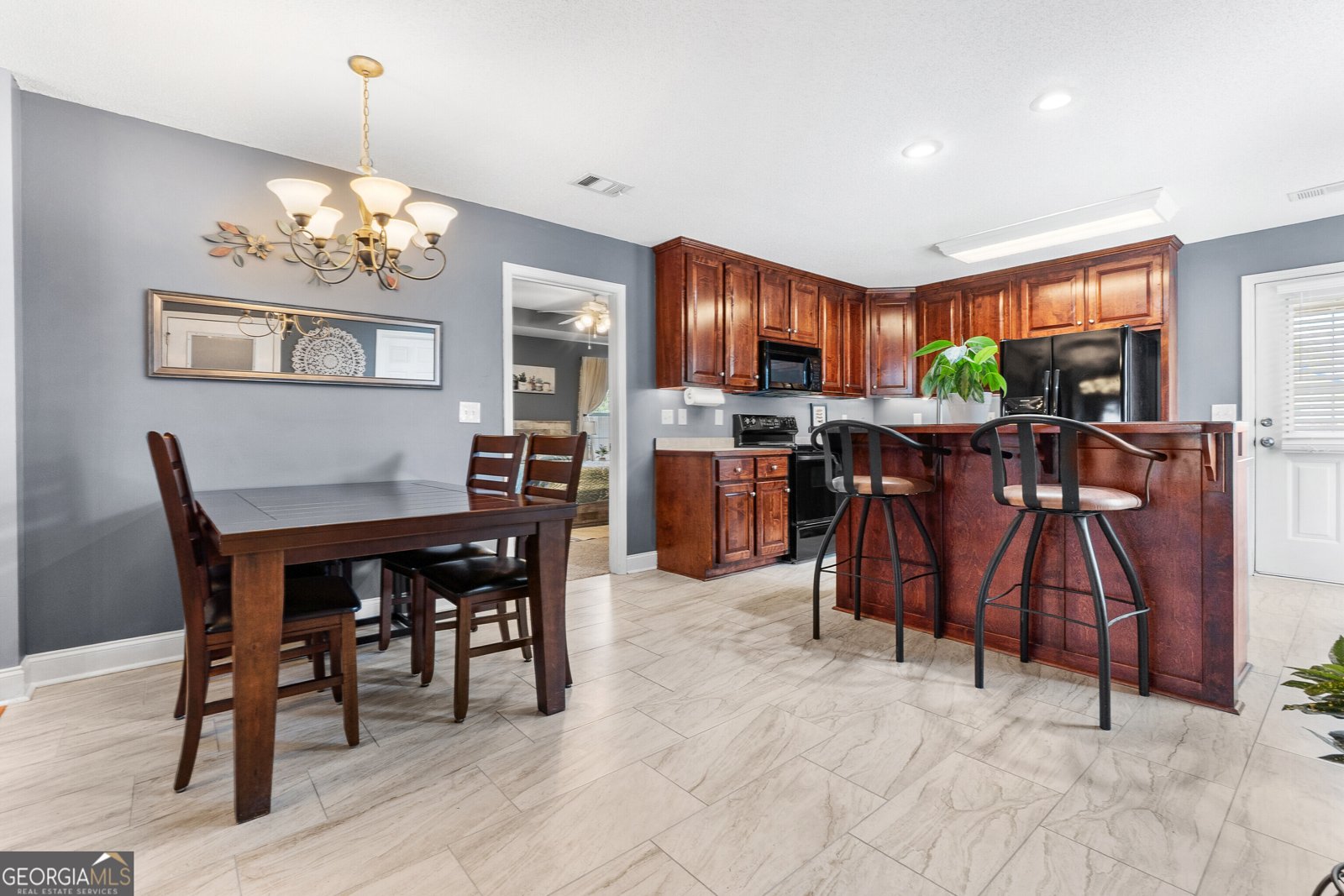 418 Covington Cove Byron - Photo 10