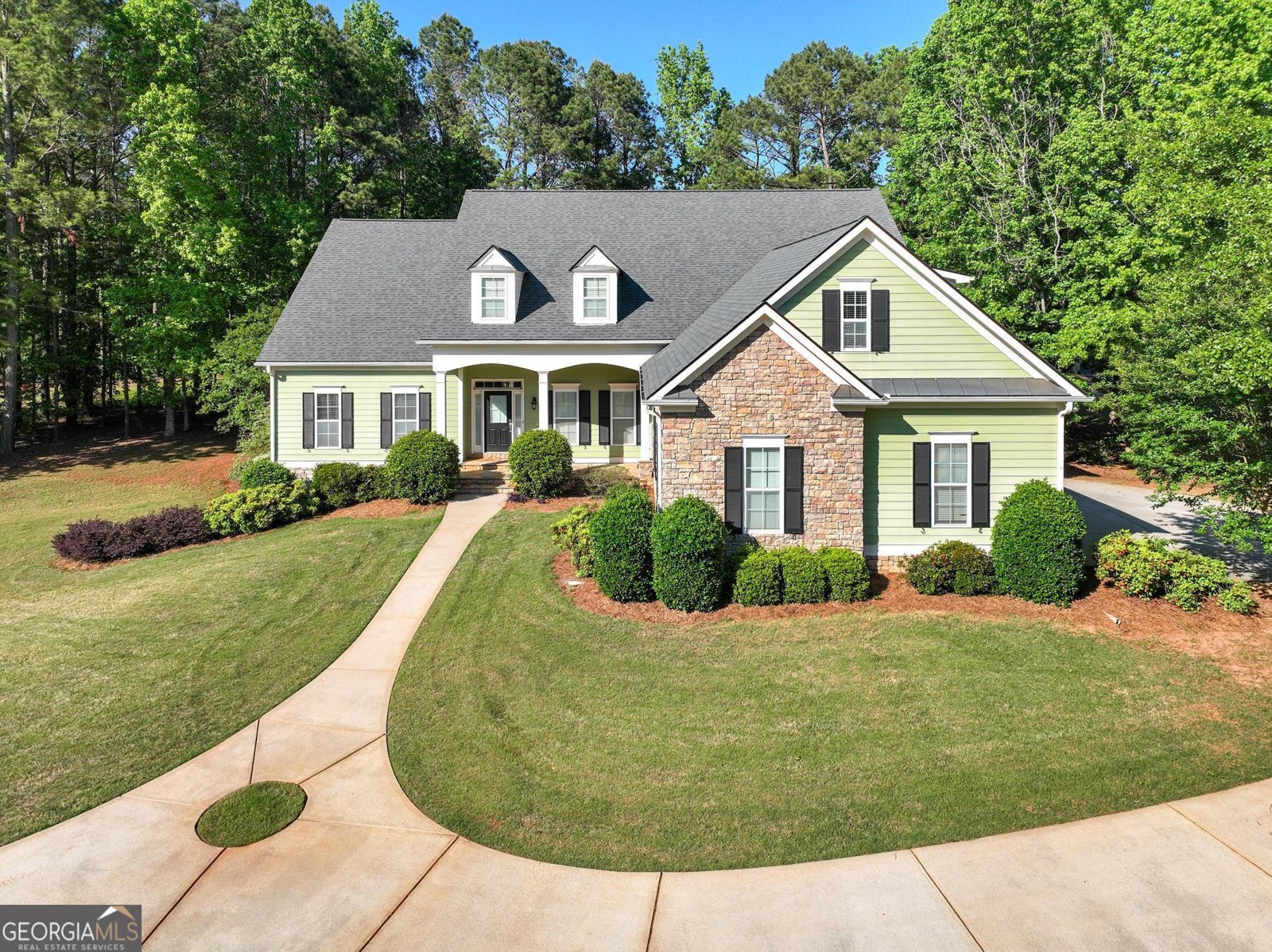 260 Addison Drive Fayetteville - Photo 1