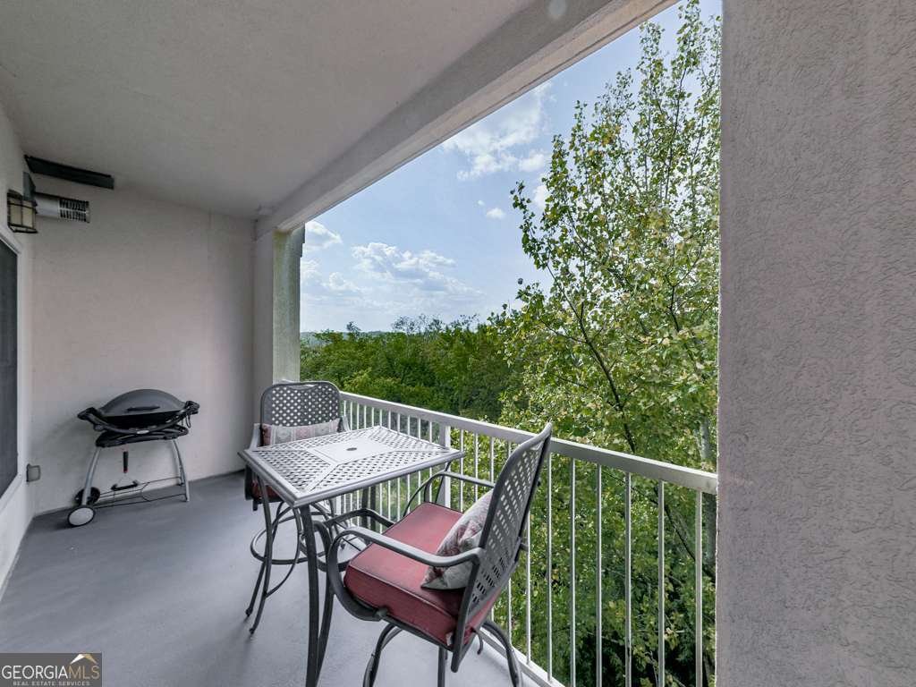 211 COLONIAL HOMES Drive Atlanta - Photo 28