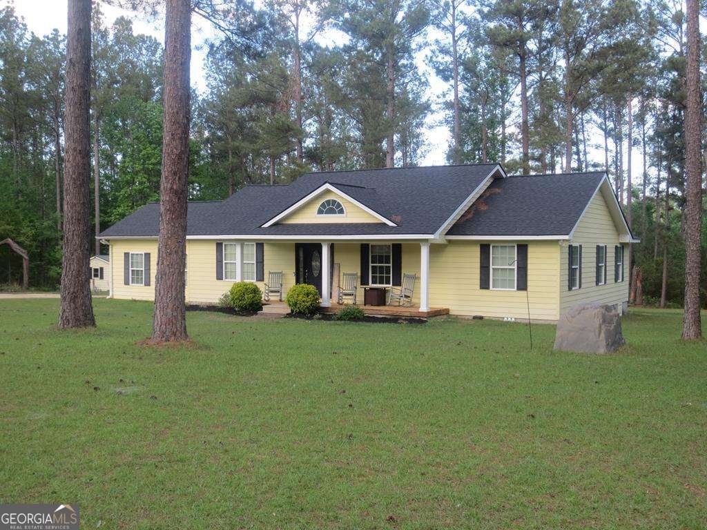 445 Southside Drive Lyons - main photo
