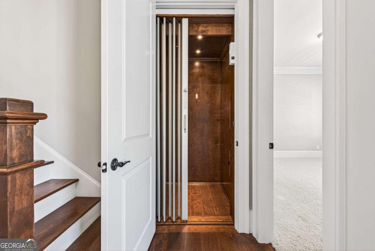3855 Greenleffe Drive Statham - Photo 28