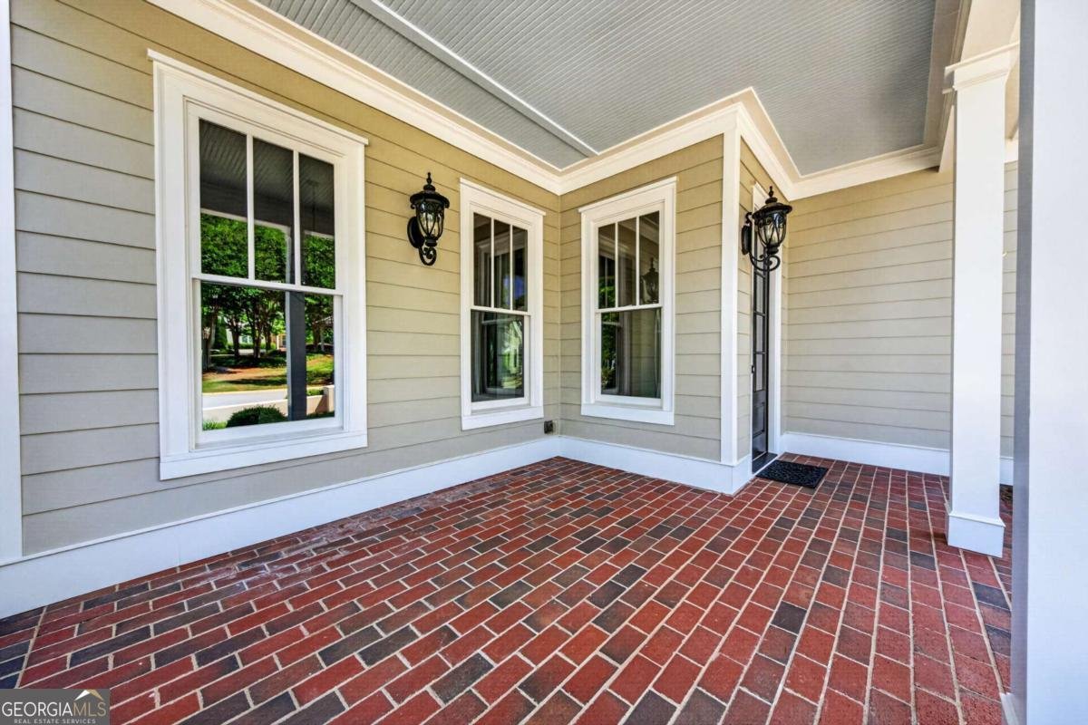 3855 Greenleffe Drive Statham - Photo 7