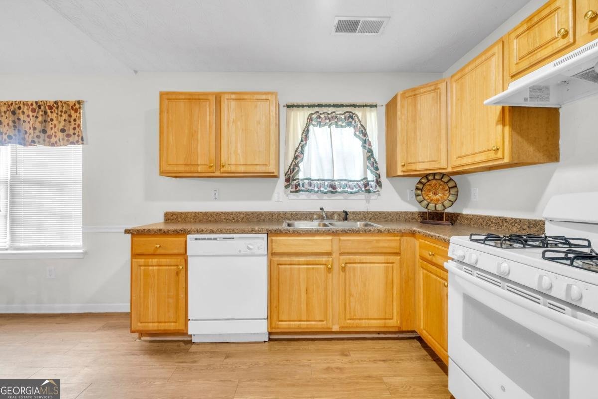 1289 Labrador Lane Riverdale - Photo 11