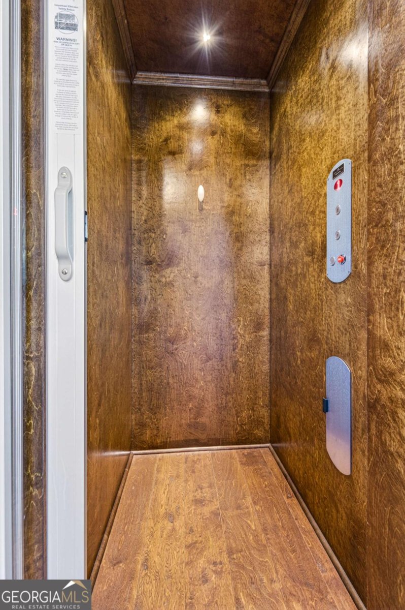 3855 Greenleffe Drive Statham - Photo 30