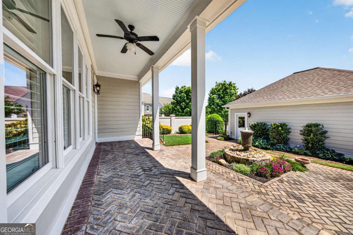 3855 Greenleffe Drive Statham - Photo 47