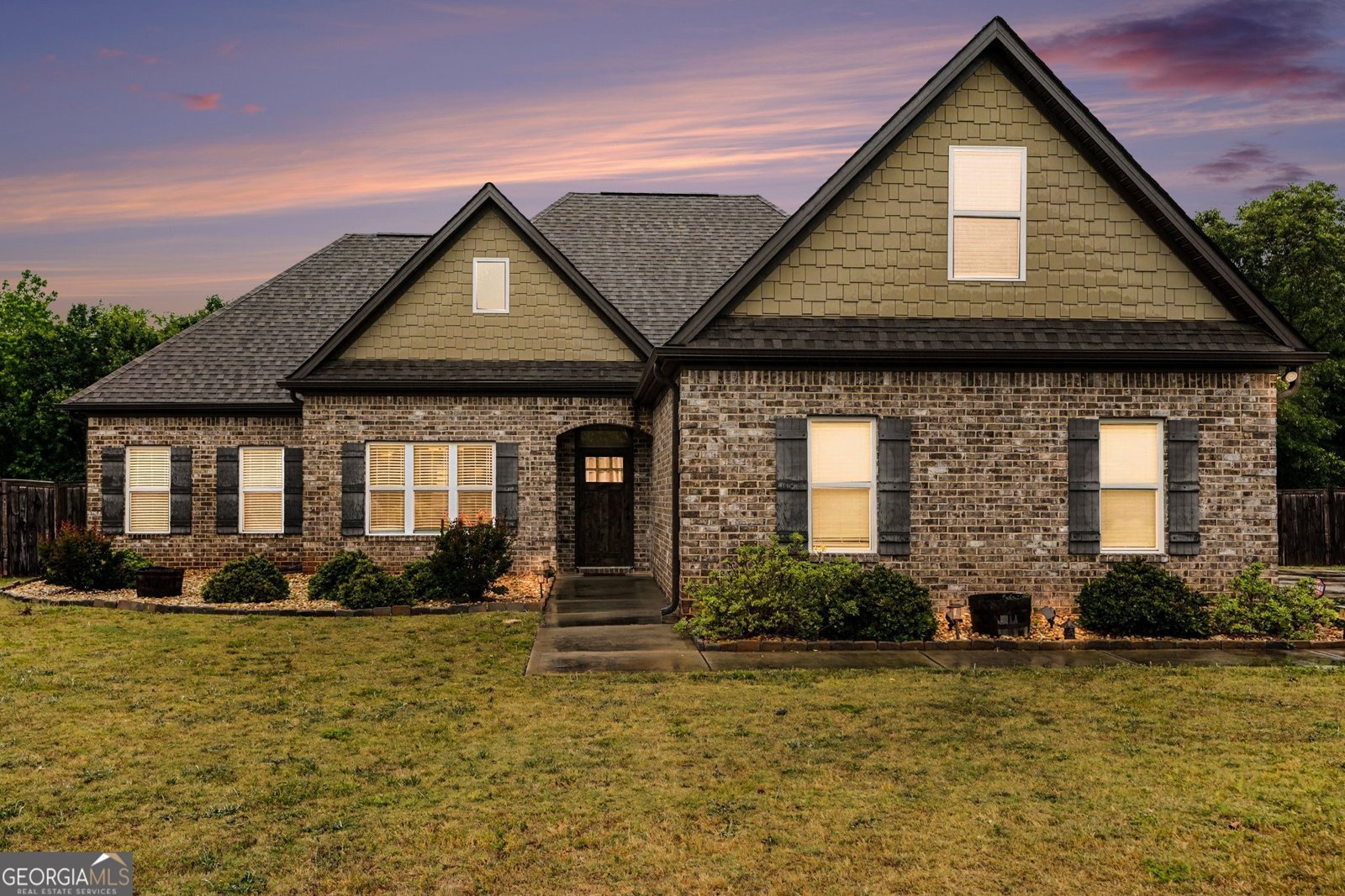 1136 Silverleaf Circle Griffin - Photo 1