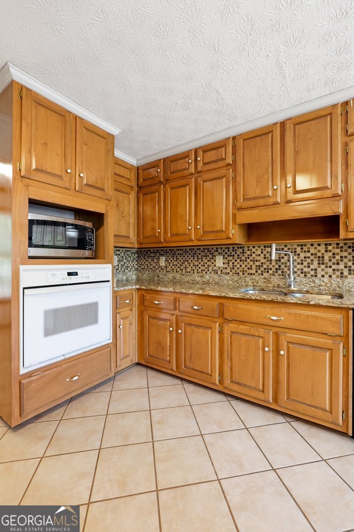 379 Clyde Court Mcdonough - Photo 17
