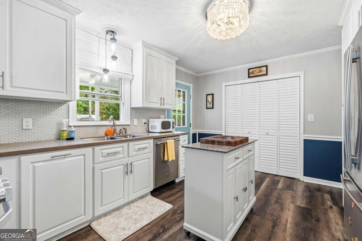 104 Madison Street Gordon - Photo 24