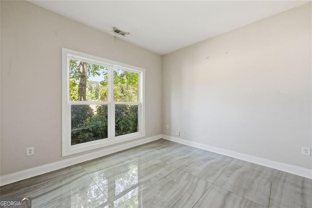 1309 Marseille Court CONYERS - Photo 8