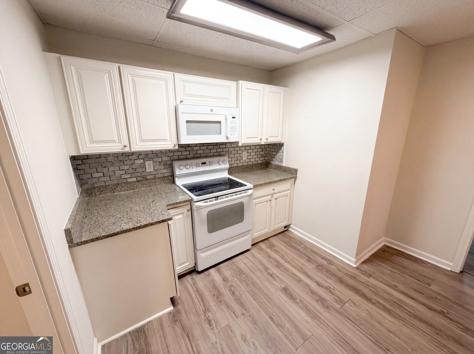 724 Beacon Cove Lawrenceville - Photo 10