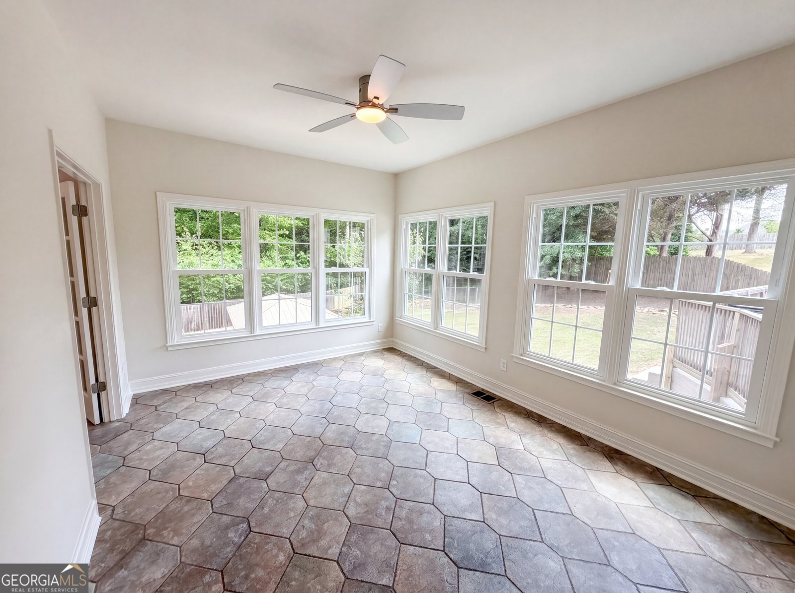 724 Beacon Cove Lawrenceville - Photo 59