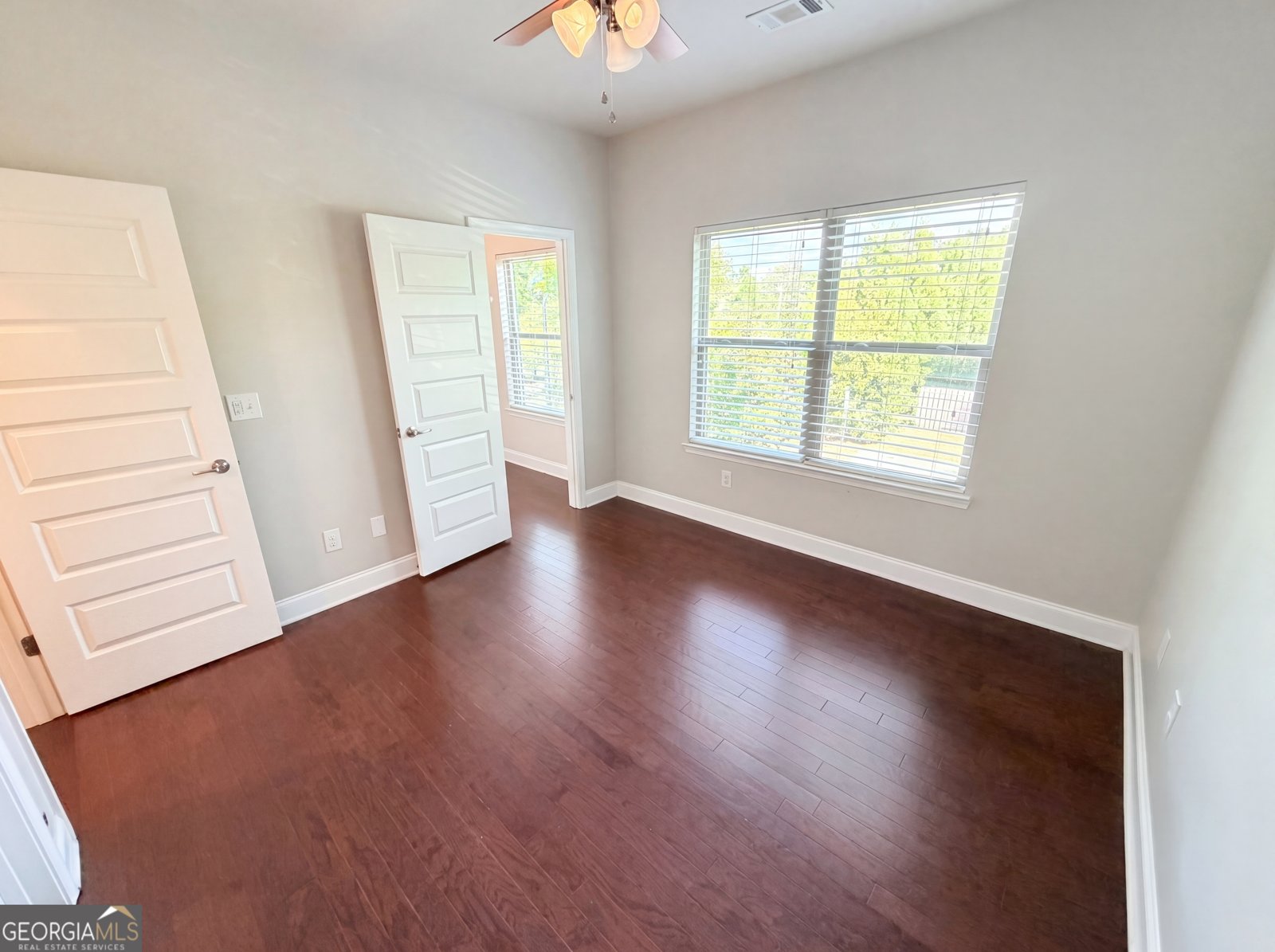 10555 Naramore Lane Alpharetta - Photo 13
