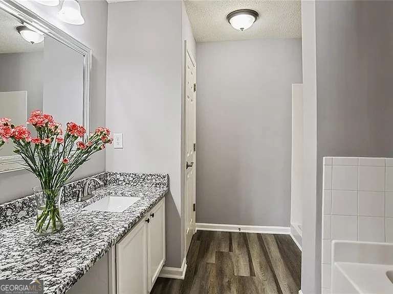 5446 Waterfall Court Atlanta - Photo 14