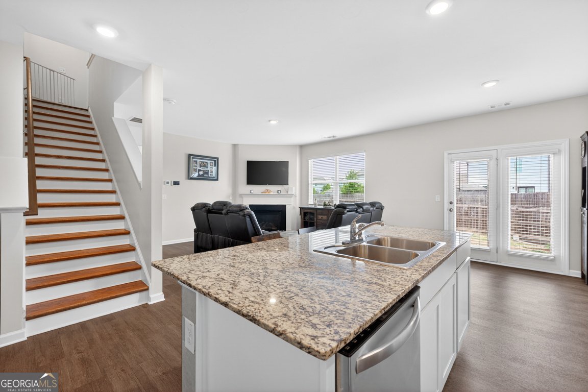 5525 Barberry Avenue Oakwood - Photo 13