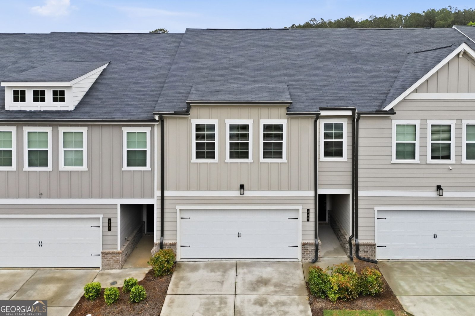 230 Point Place Drive Loganville - Photo 1