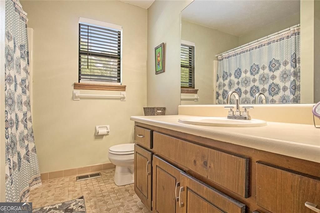 8616 Wood Springs Court Douglasville - Photo 12