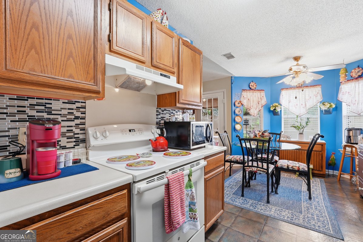 289 Teal Lake Drive Richmond Hill - Photo 13