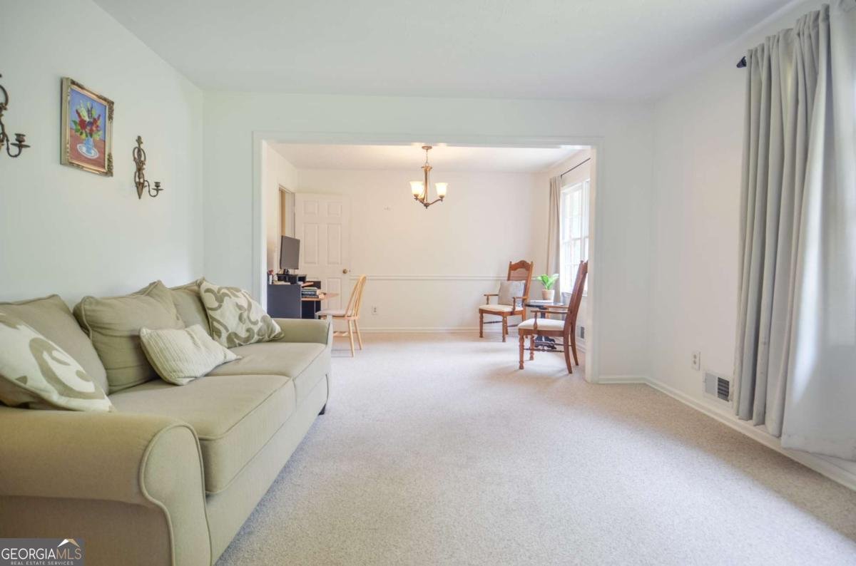 4465 Lisa Way Lilburn - Photo 12