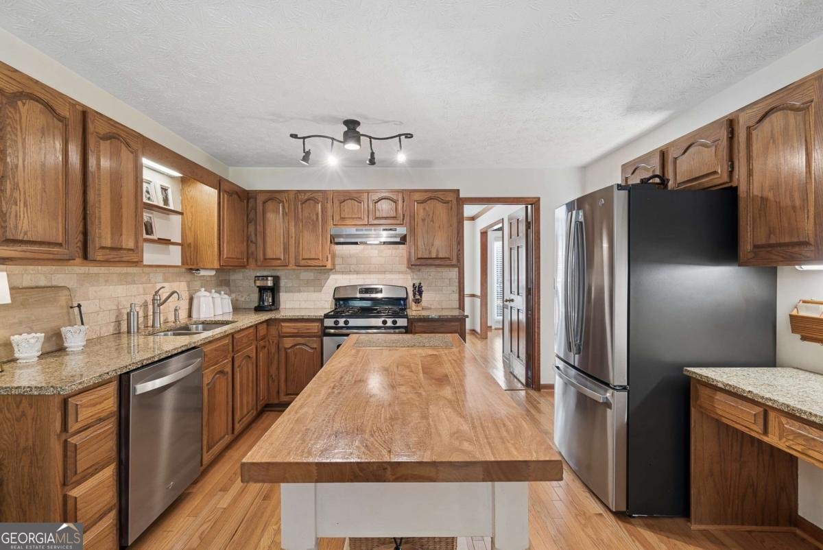 11210 Surrey Park Trail Johns Creek - Photo 11