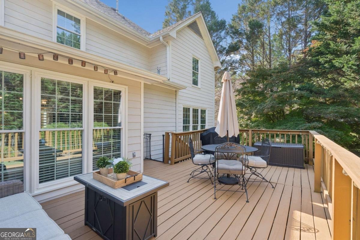 11210 Surrey Park Trail Johns Creek - Photo 15