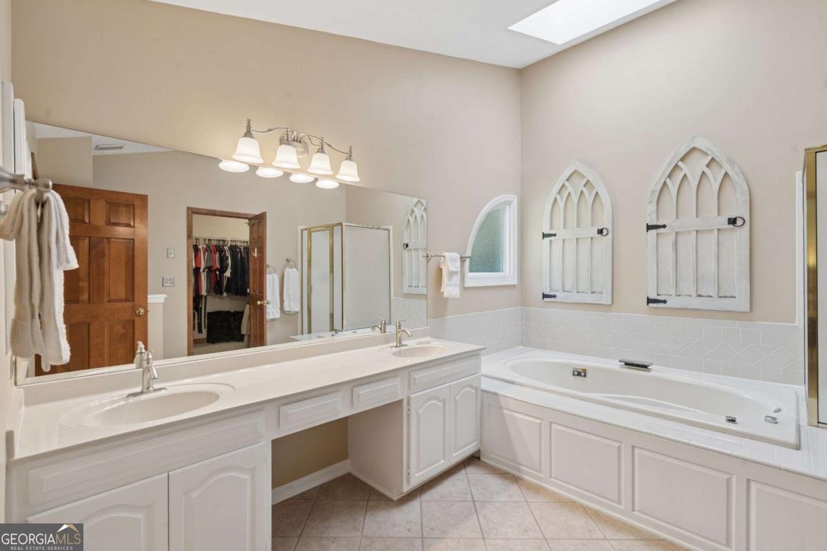11210 Surrey Park Trail Johns Creek - Photo 17