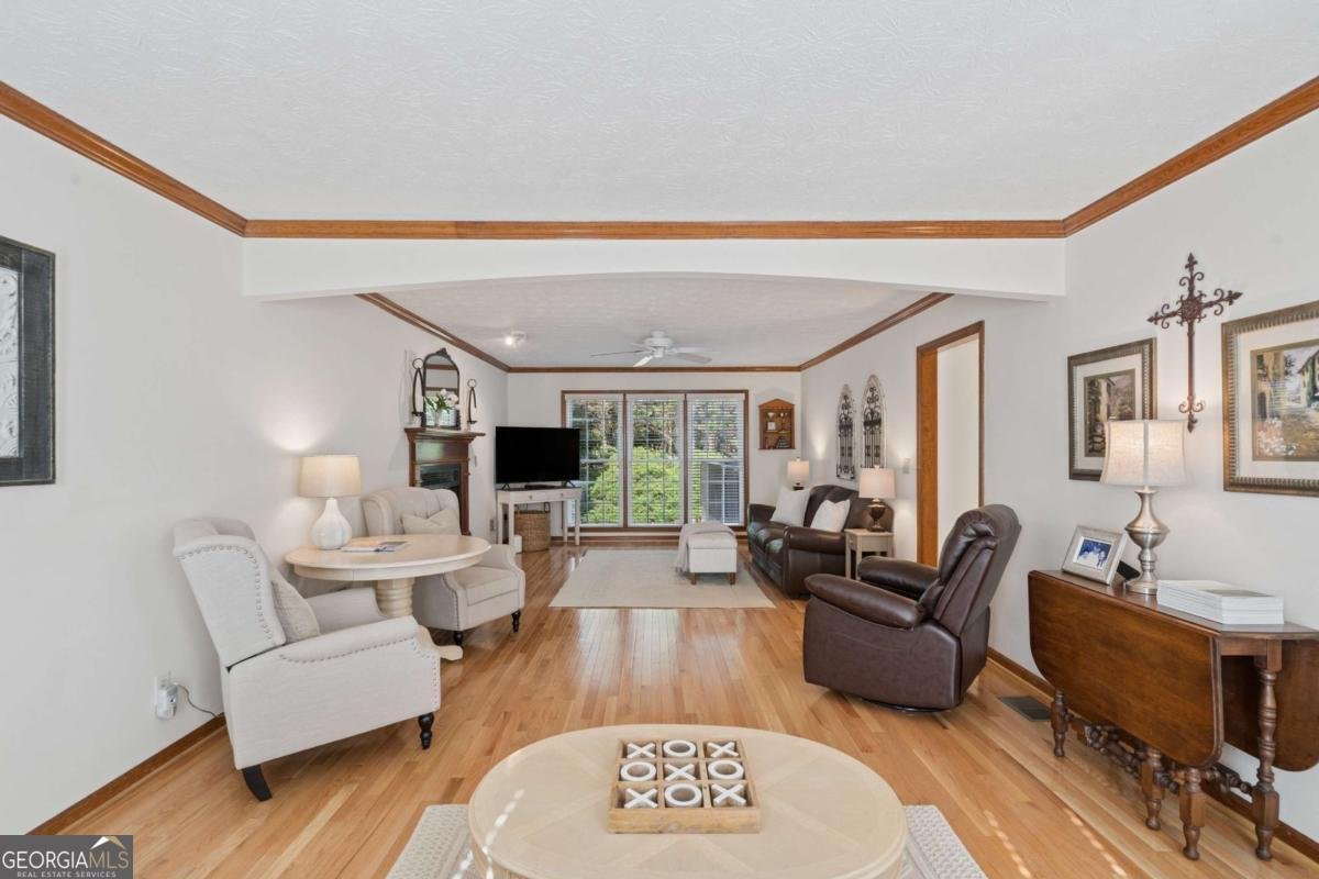 11210 Surrey Park Trail Johns Creek - Photo 6