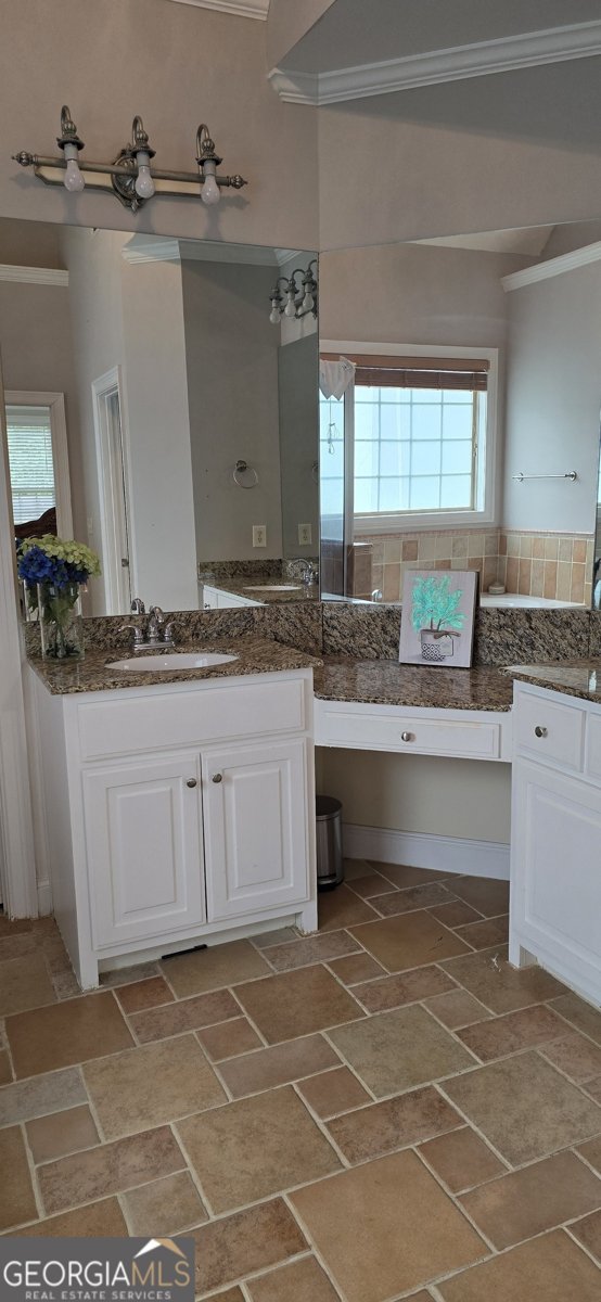 212 Burnham Court McDonough - Photo 6