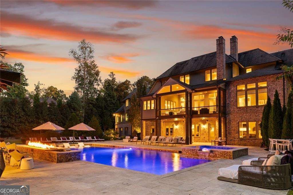 475 Heards Ferry Atlanta - Photo 1