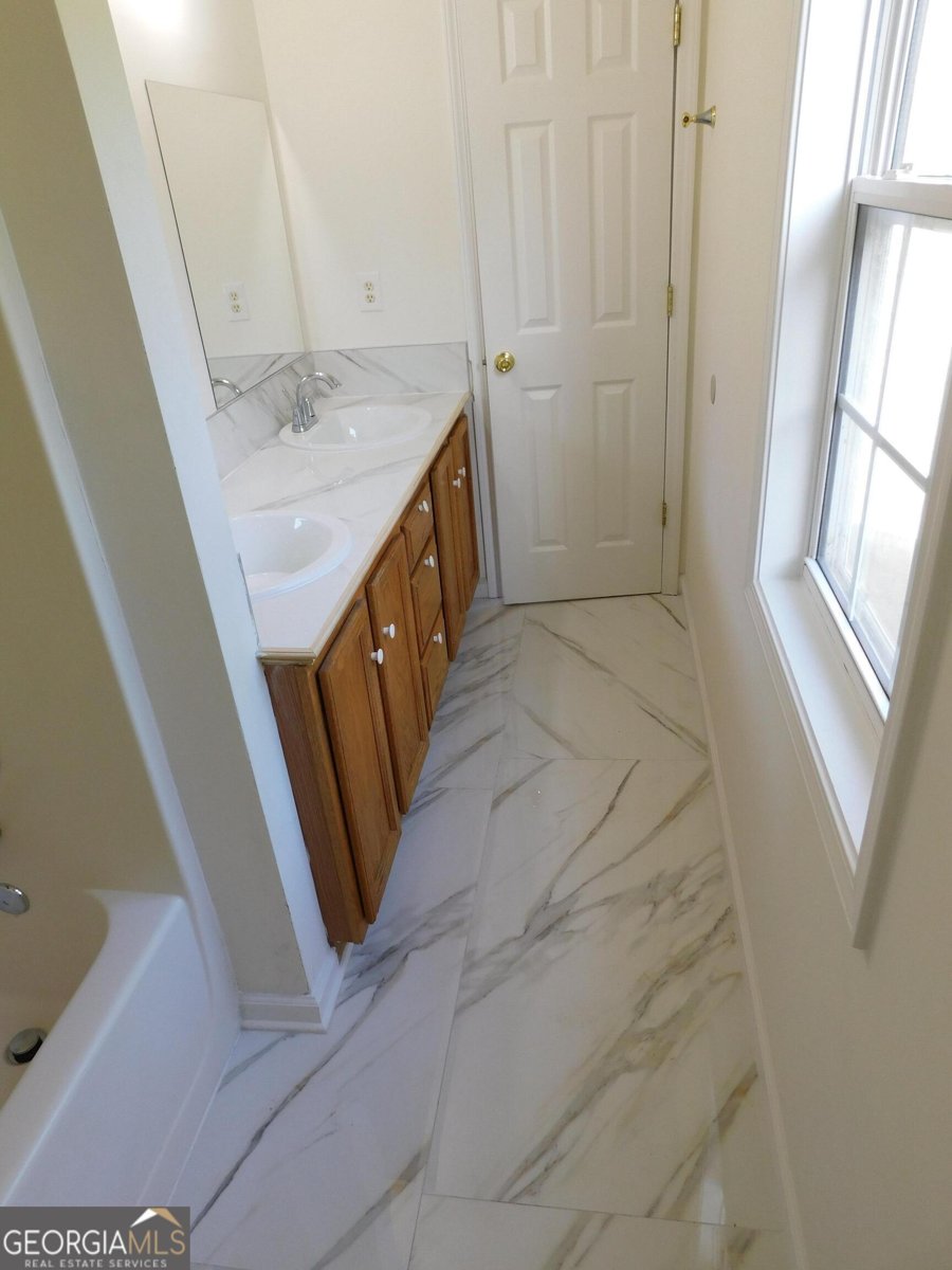 811 Kennesaw Drive Forest Park - Photo 11
