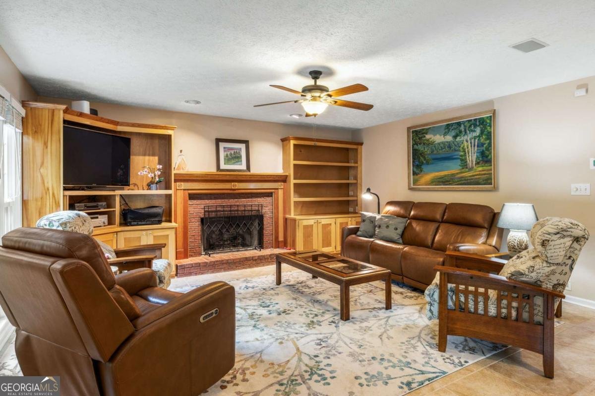 2681 Eastmont Trail Snellville - Photo 11
